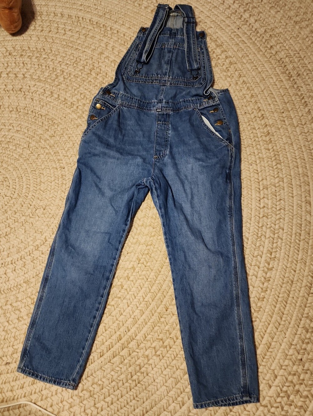 DARI Medium Wash Denim Overalls - Casual Bib Style